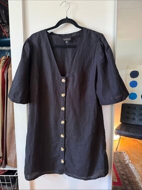 TOPSHOP Black Linen/Cotton Blend Button-Front Tunic. Summer Ready